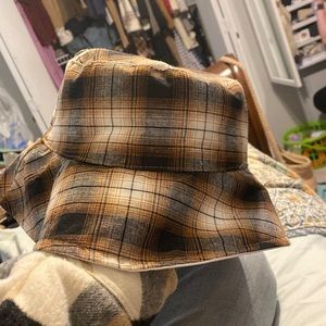 Bucket hat only worn once